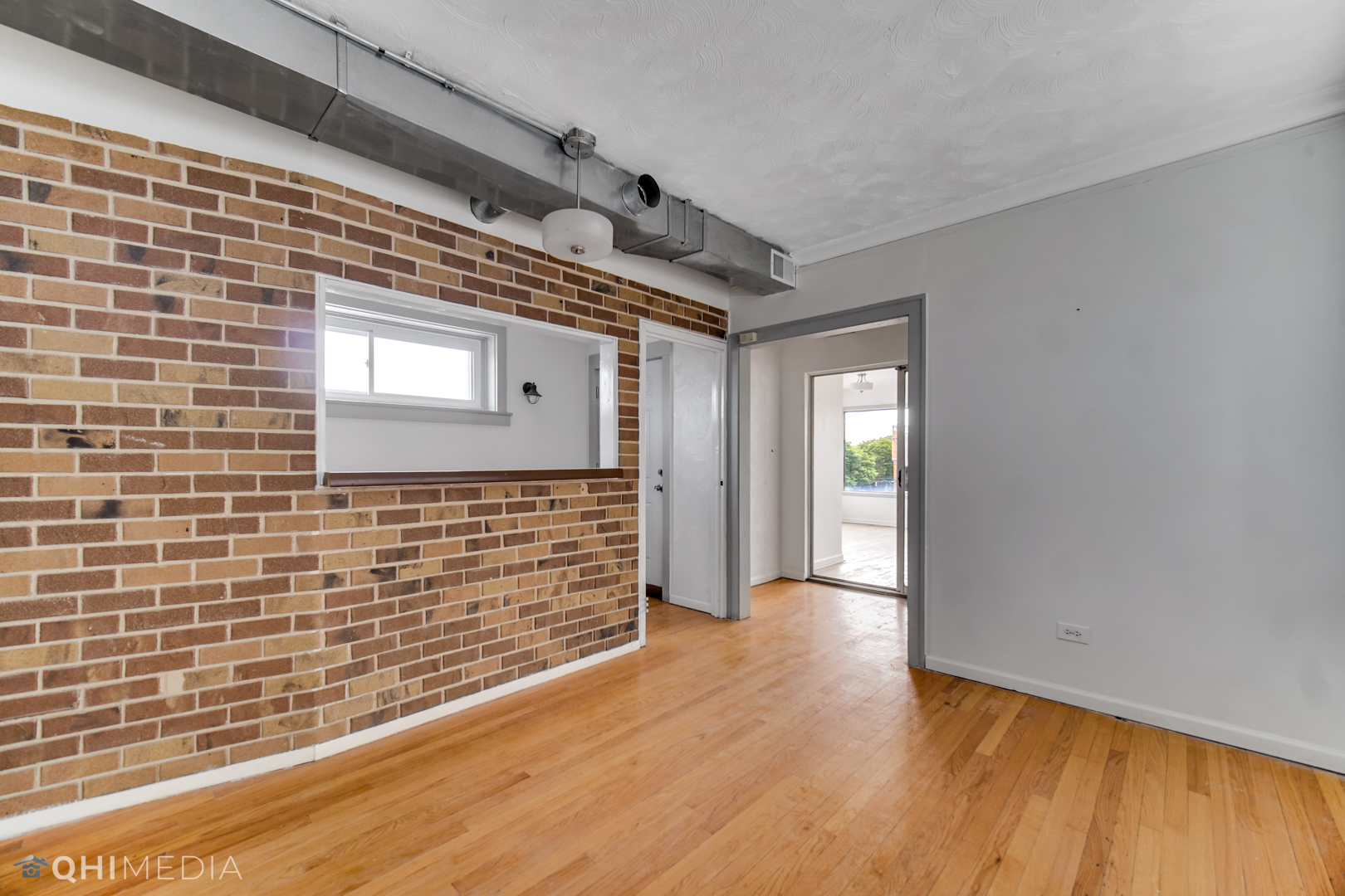 8110 S Cottage Grove Avenue, Chicago, IL