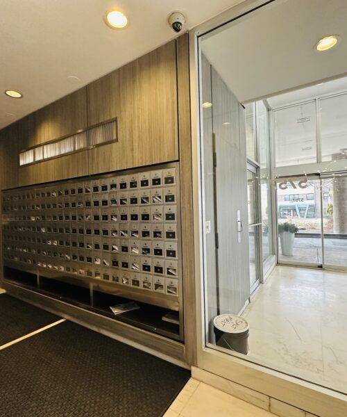 5757 N Sheridan Road #17H, Chicago, IL