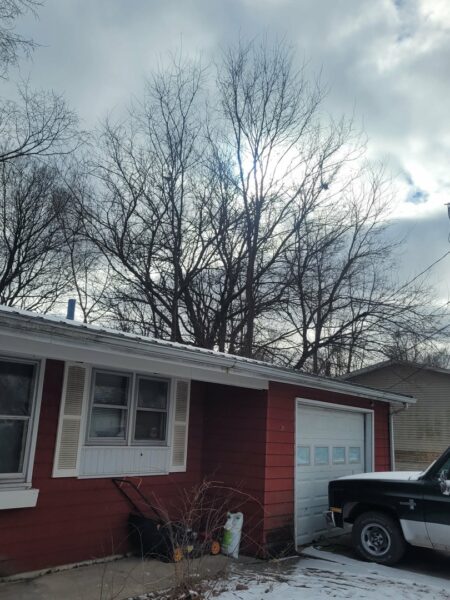 2128 State Street, Peru, IL