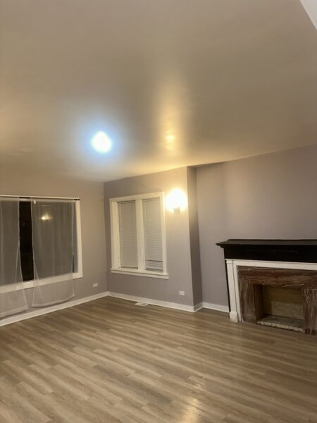 8017 S Saint Lawrence Avenue #1, Chicago, IL