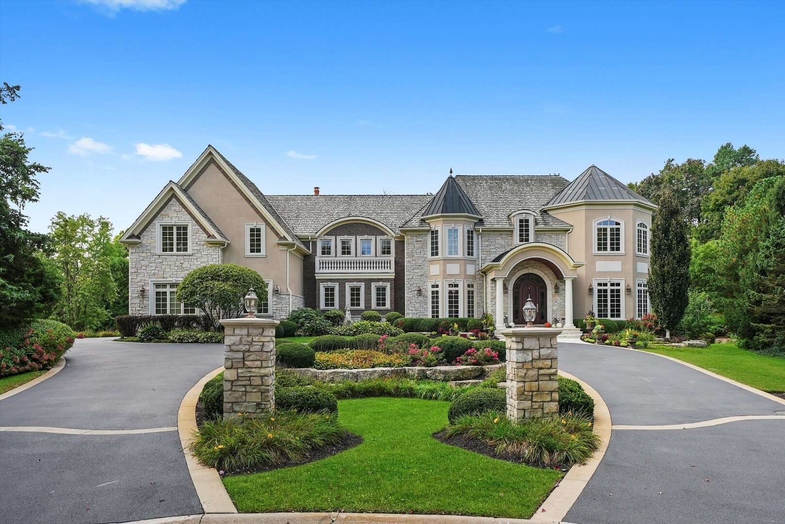 80 Geneva Court, Inverness, IL
