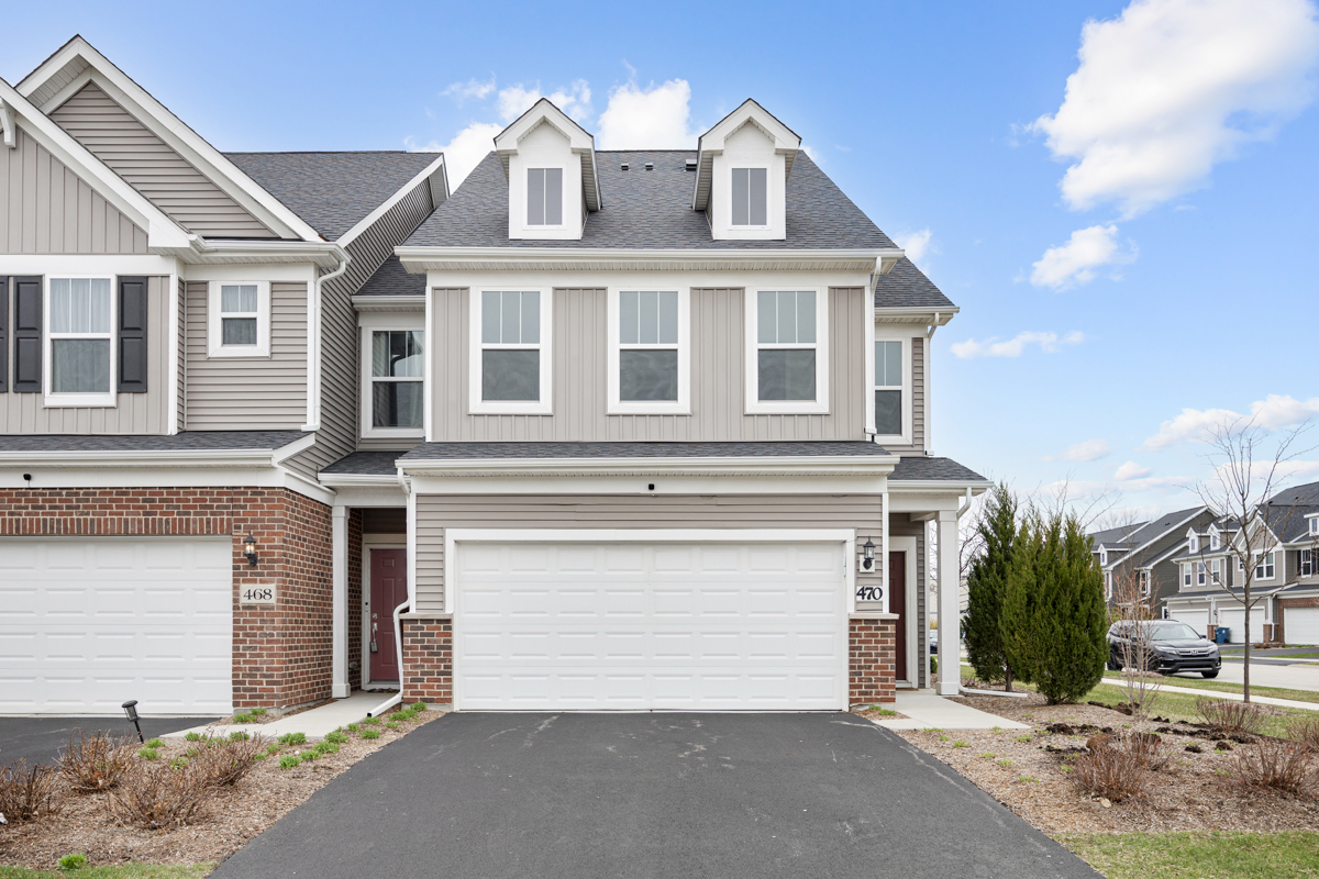 470 Watercress Drive, Aurora, IL