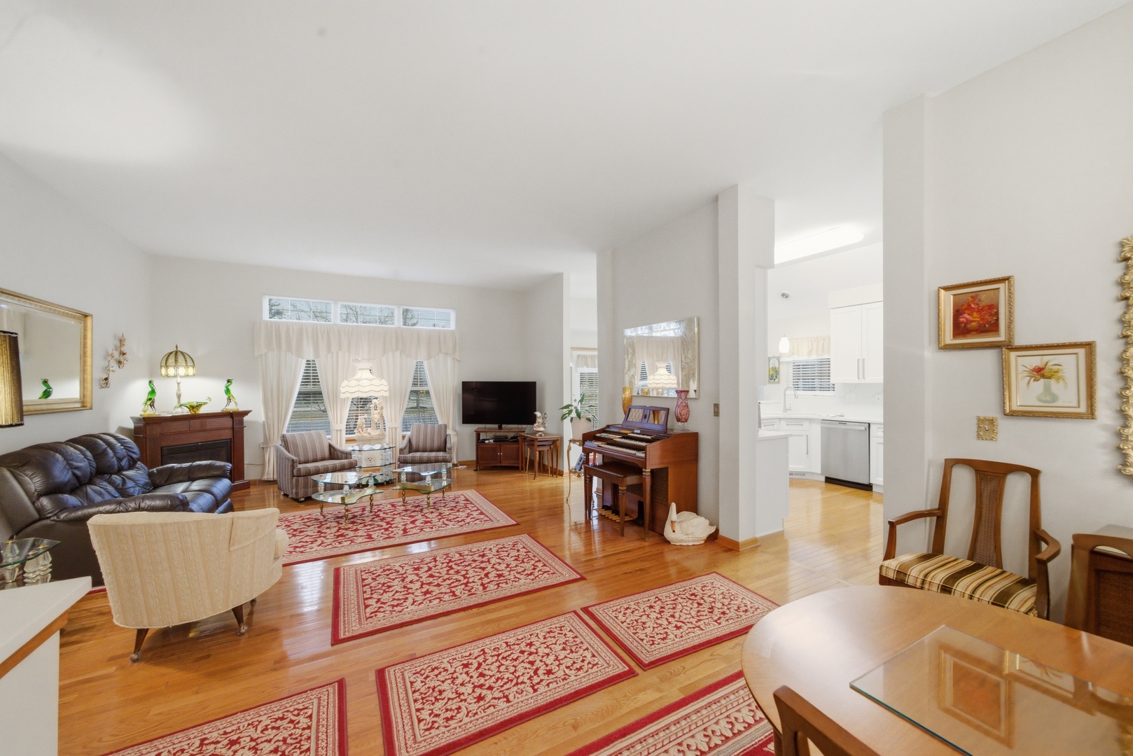 490 Beckett Crossing Drive, Mundelein, IL