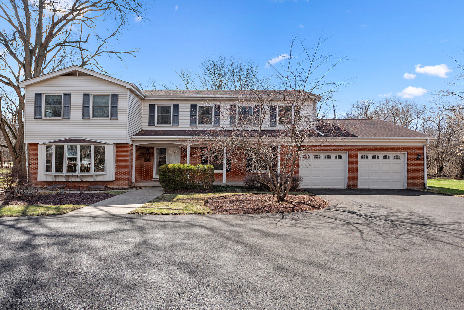 32W050 Cedar Lane, Wayne, IL