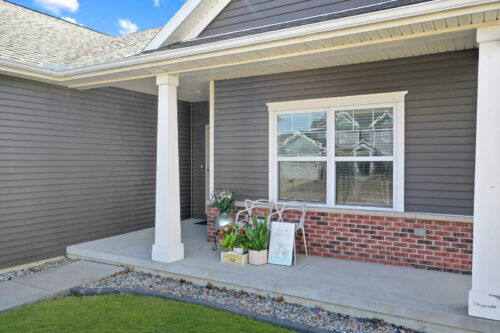 205 Potomac Avenue, Savoy, IL