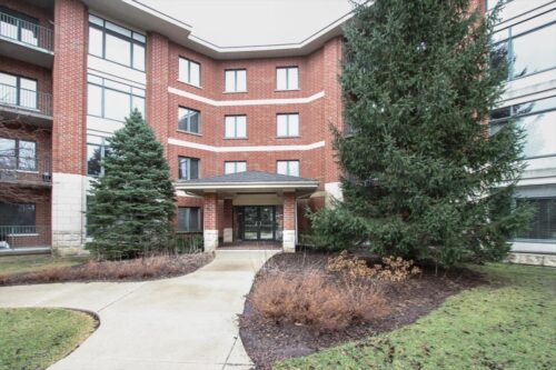 855 E 22nd Street #304, Lombard, IL