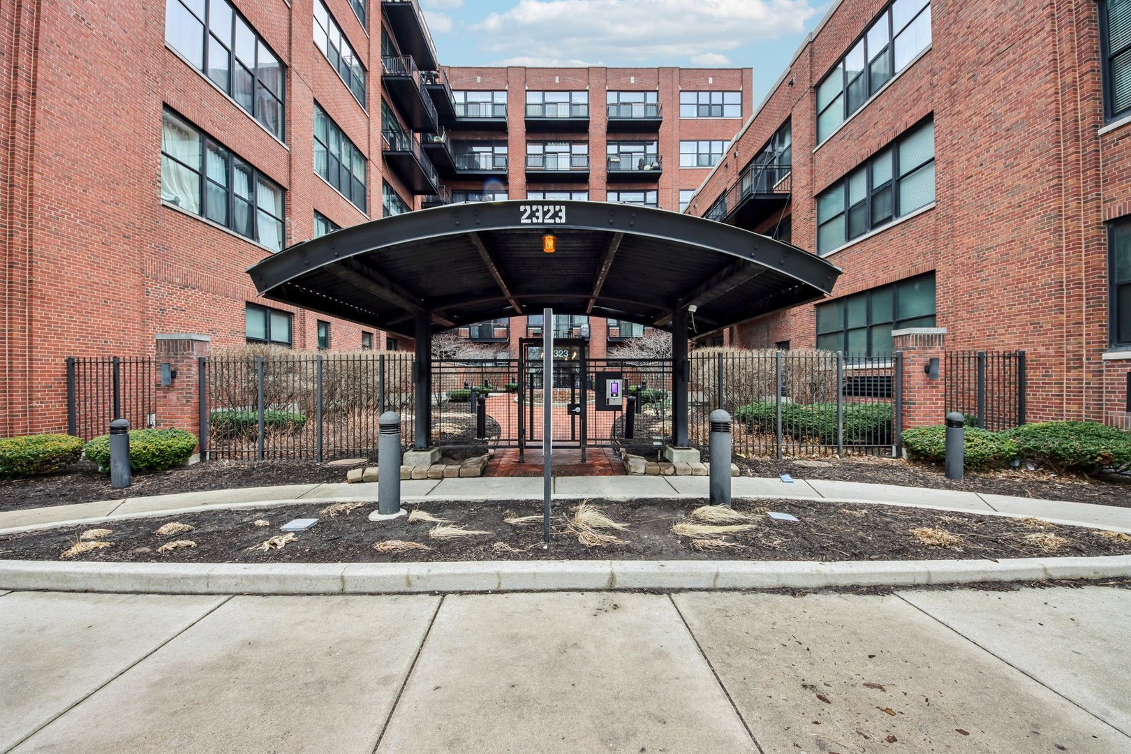 2323 W Pershing Road #228, Chicago, IL