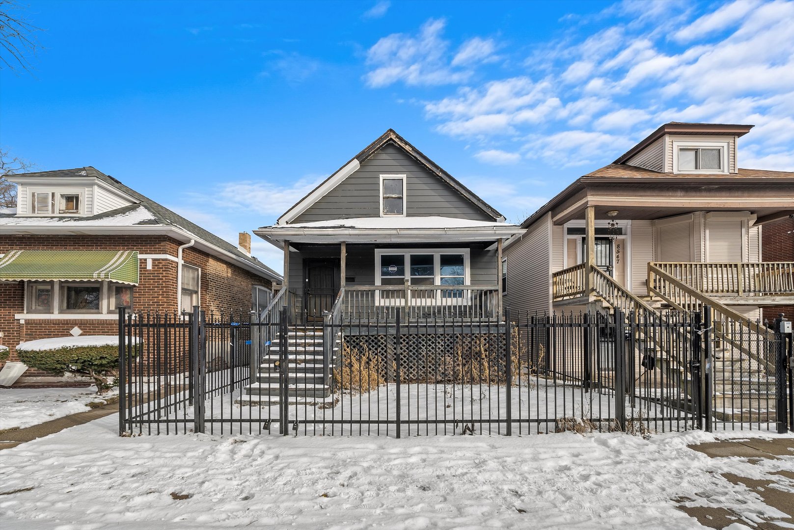 8545 S Saginaw Avenue, Chicago, IL