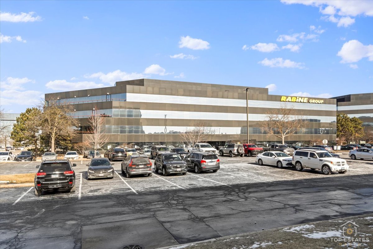900 National Parkway, Schaumburg, IL