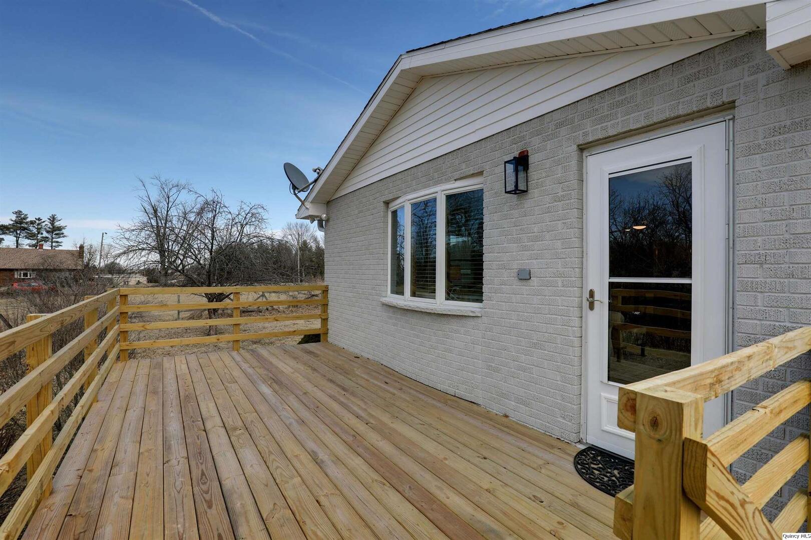 1183 E 1330th St, Quincy, IL