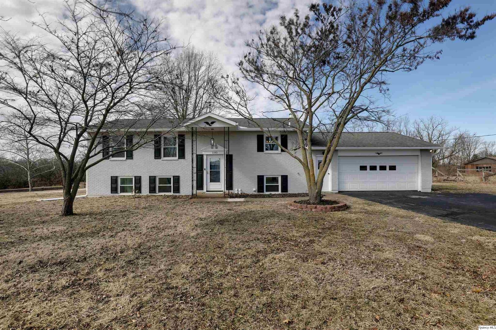 1183 E 1330th St, Quincy, IL