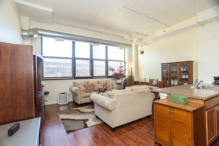2323 W Pershing Road #140, Chicago, IL