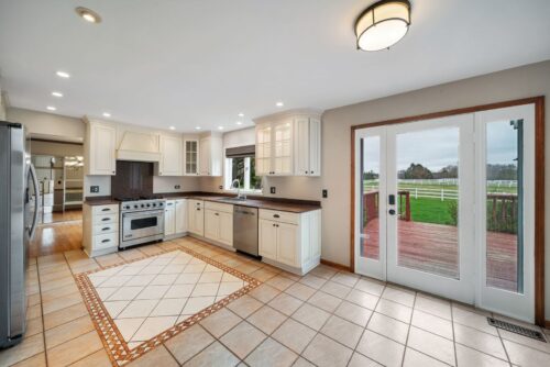 6N777 Palomino Drive, St. Charles, IL