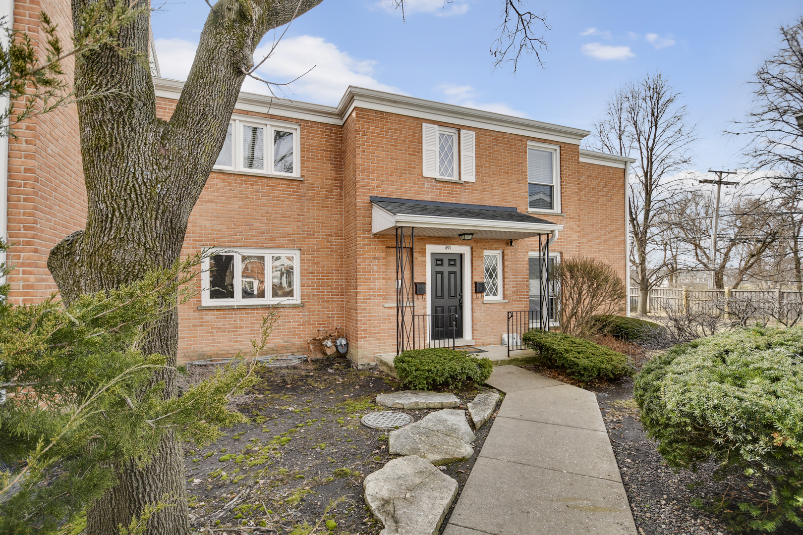 491 OLD SURREY Lane #A, Hinsdale, IL