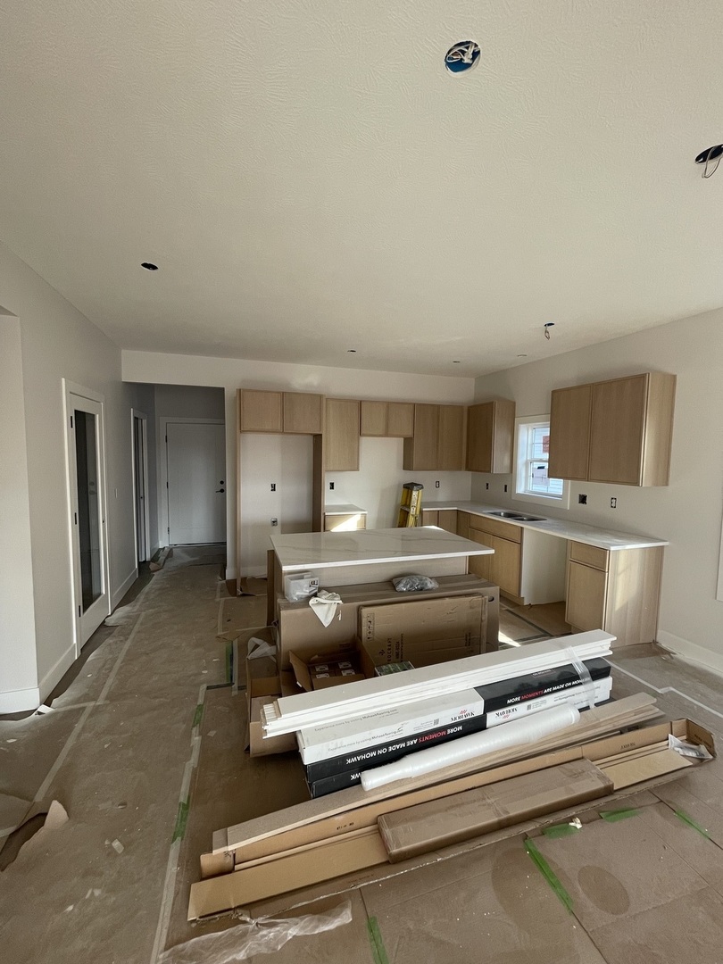 1527 Belclare Road, Normal, IL