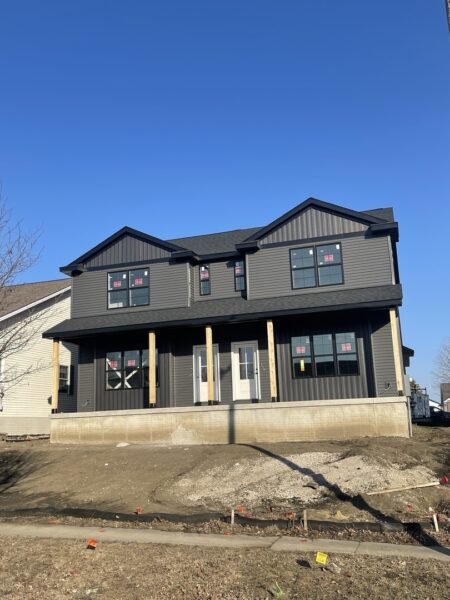 1527 Belclare Road, Normal, IL