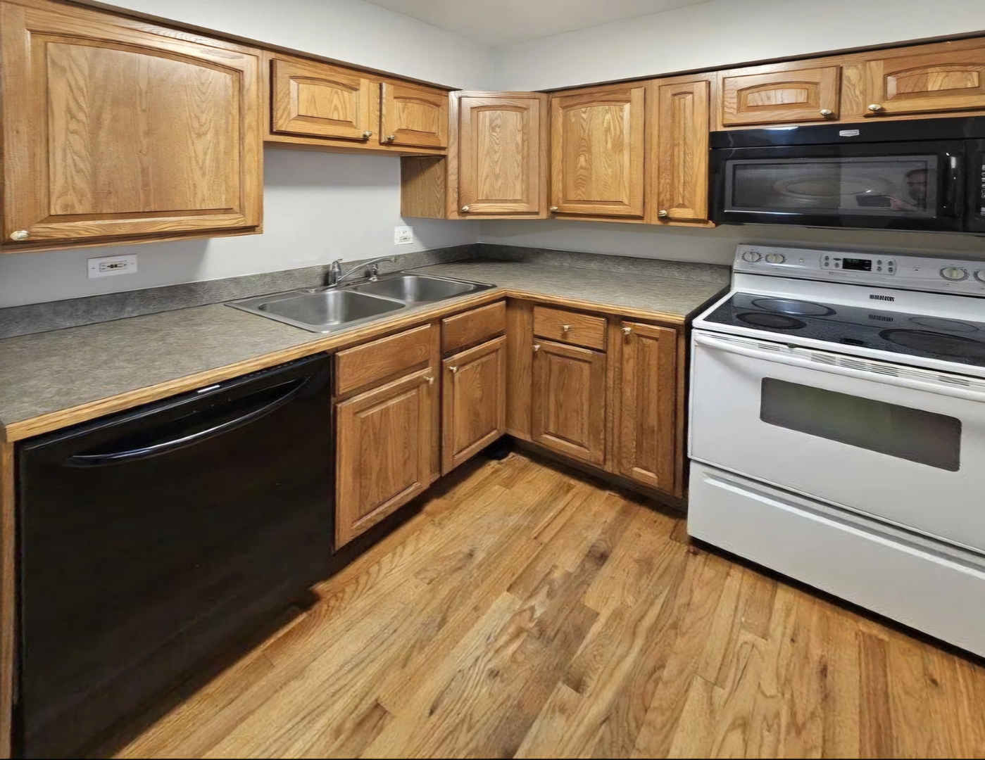 246 S Marion Street #2D, Oak Park, IL