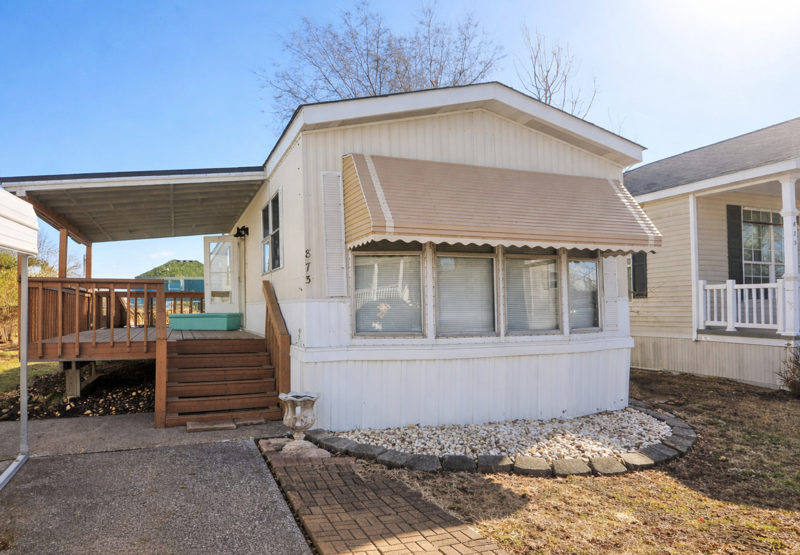 873 Victory Court, Justice, IL