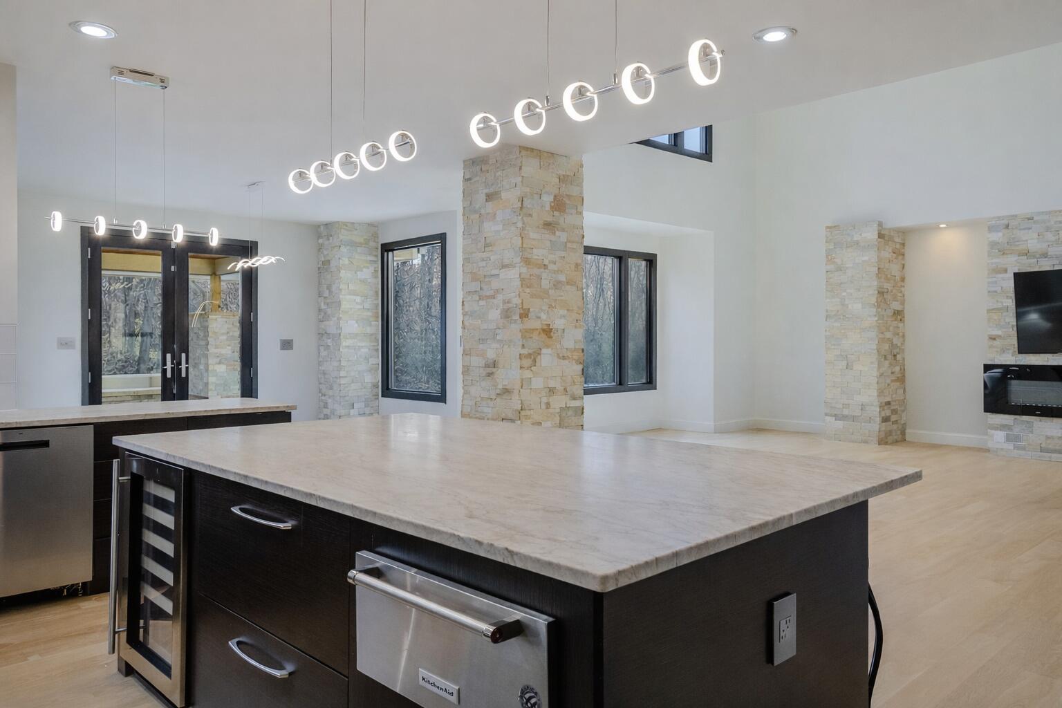 885 N 100, Valparaiso, IN