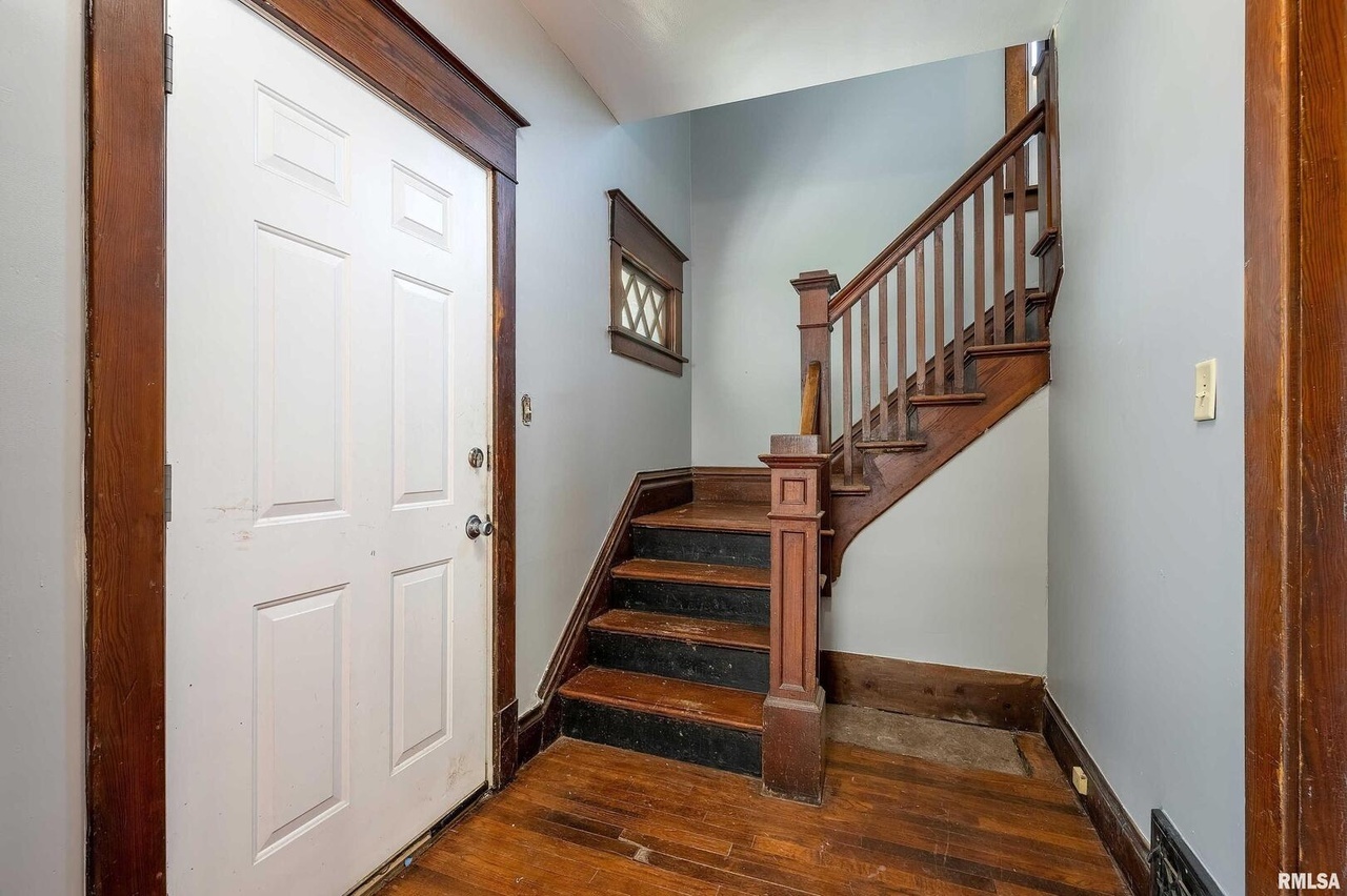 252 W 29th Street, Davenport, IA