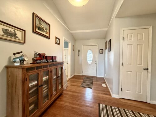 14133 Rebecca Lane, Clinton, IL