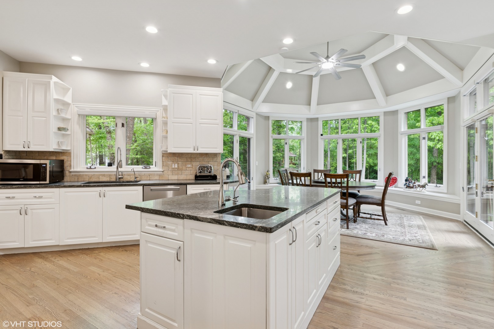 4723 Wellington Drive, Long Grove, IL