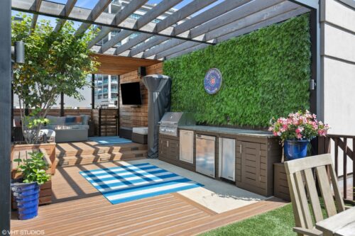 362 W Huron Street #B, Chicago, IL