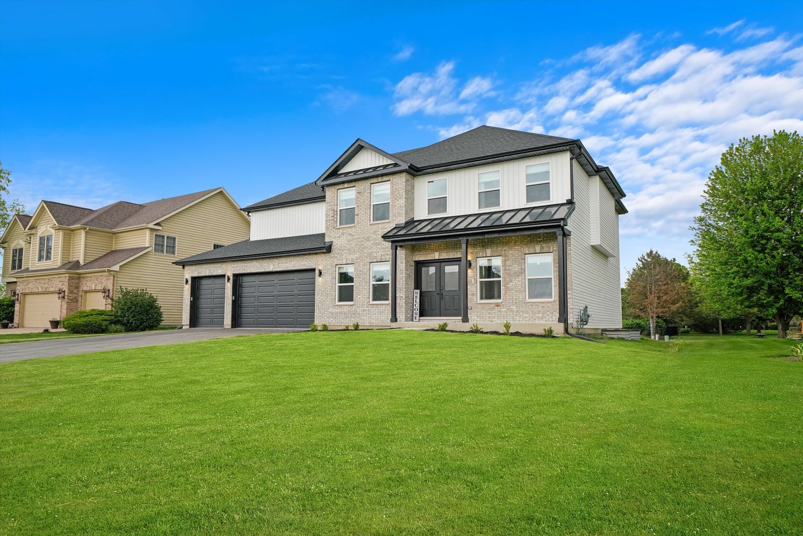 413 N Sycamore Lane, North Aurora, IL