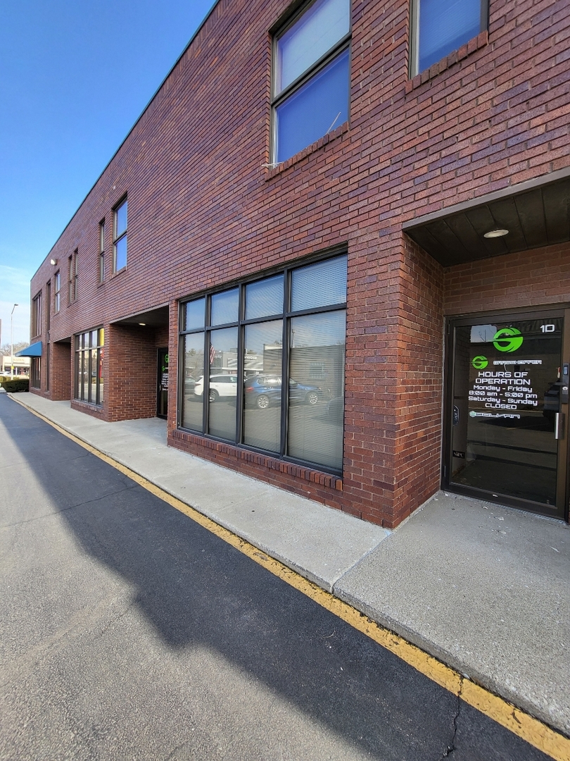 7851 Ogden Avenue #1, Lyons, IL