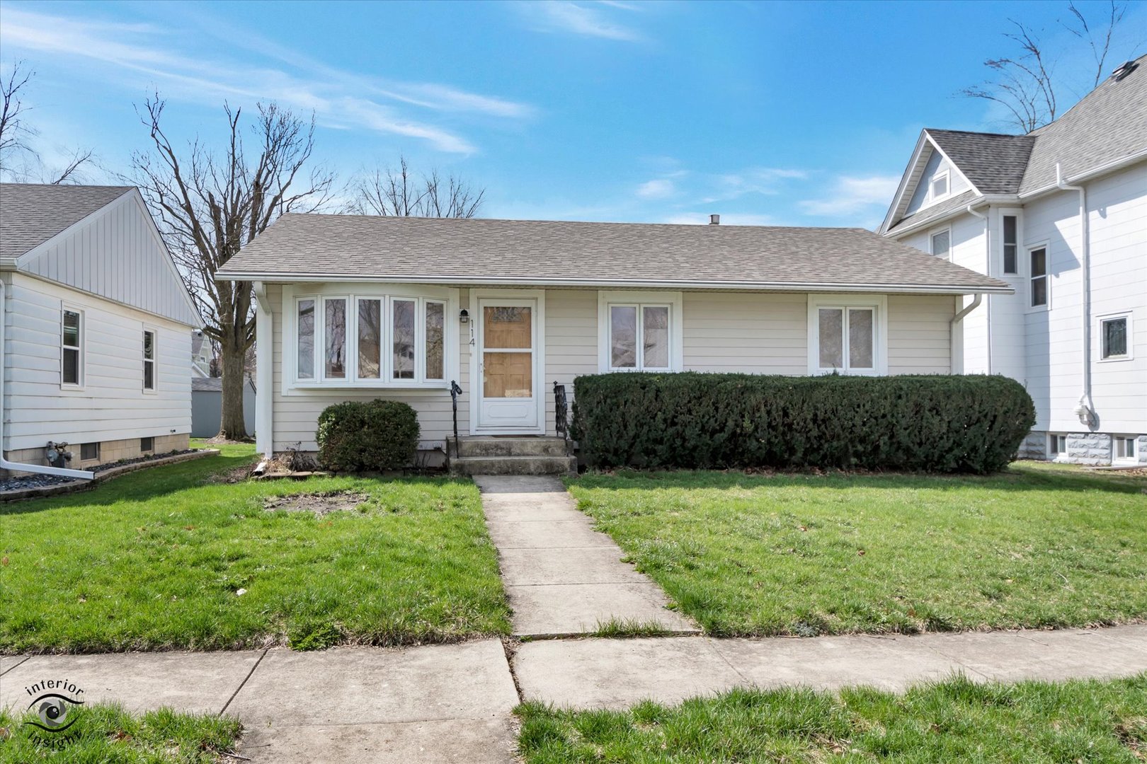 114 W Sumner Avenue, Peotone, IL