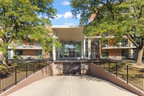 1150 E Jackson Street #1A, Lombard, IL