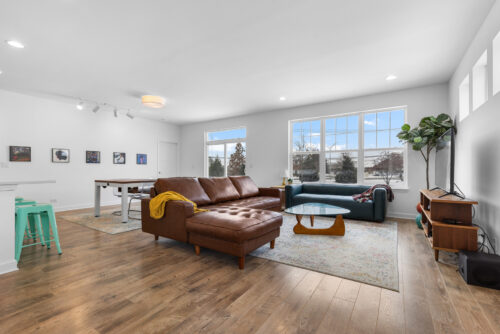 775 W Fairway Drive, Addison, IL