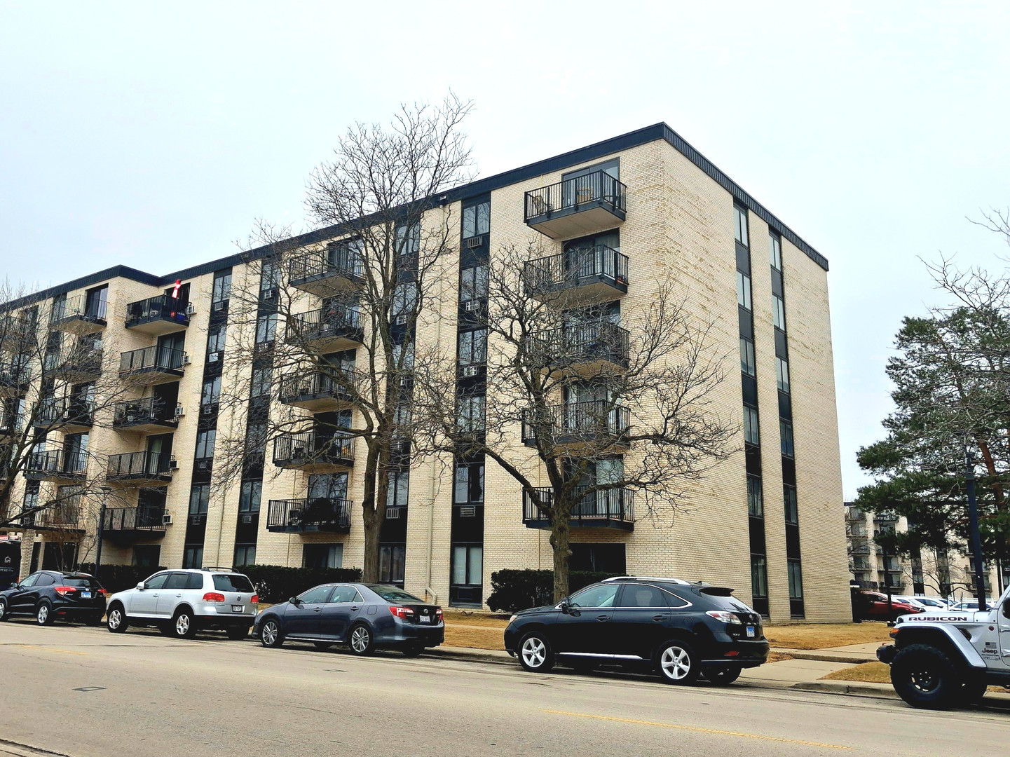 9701 N Dee Road #6M, Niles, IL