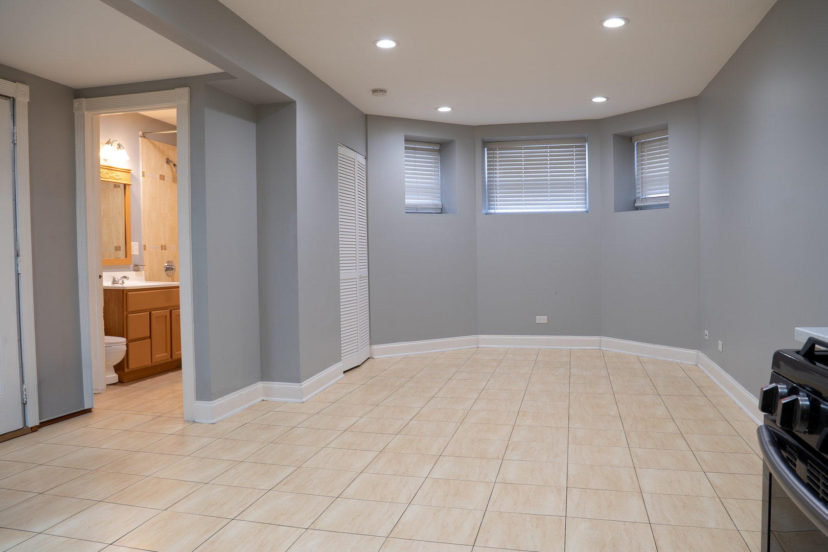 6605 S Kimbark Avenue #G, Chicago, IL