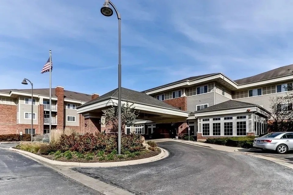 801 N McLean Boulevard #308, Elgin, IL