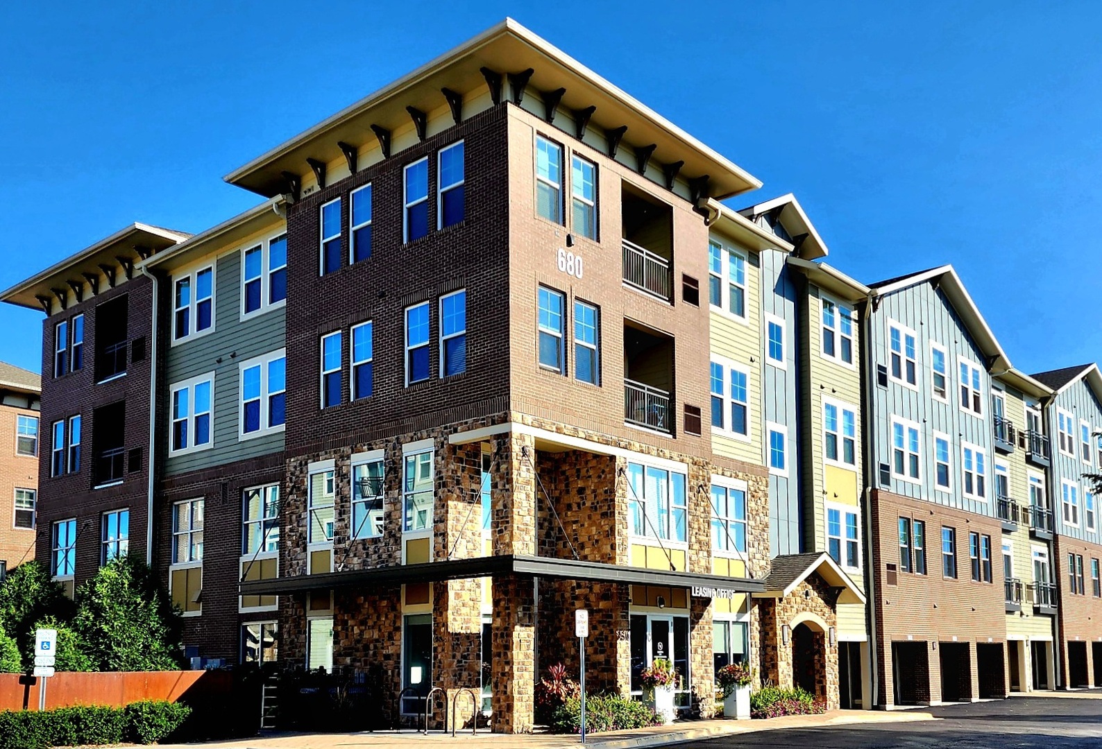 680 E Algonquin Road #1201, Schaumburg, IL