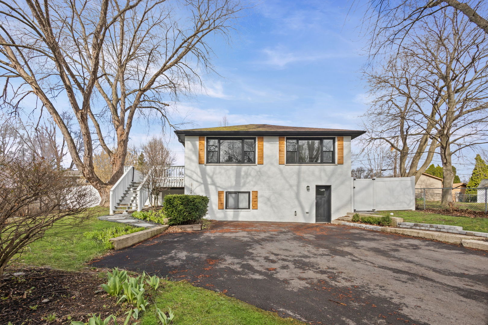 23576 N Overhill Drive, Lake Zurich, IL