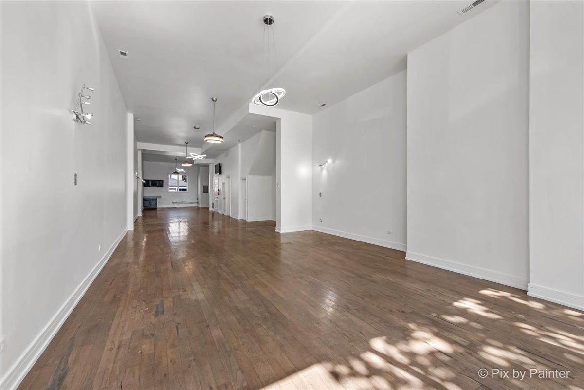2710 W Chicago Avenue #GRND, Chicago, IL