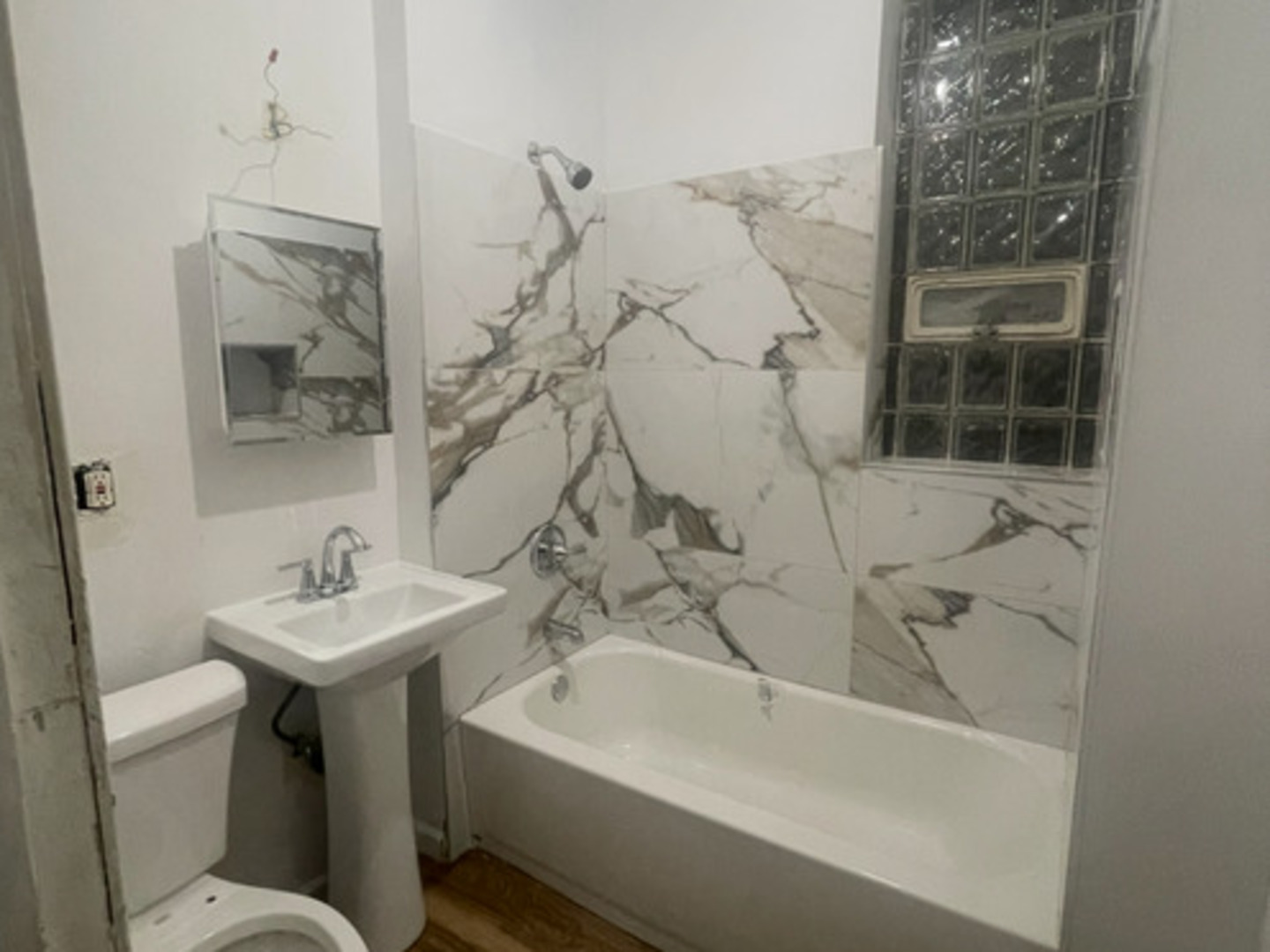 7352 S Yale Avenue #2, Chicago, IL