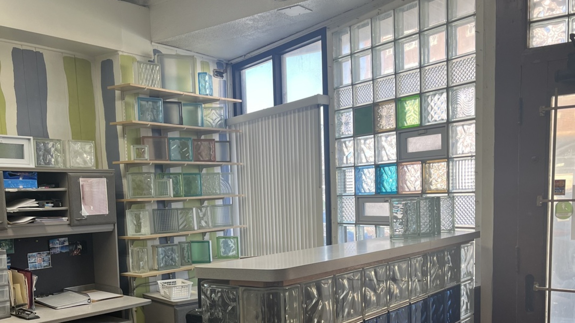 5043 W Diversey Avenue, Chicago, IL