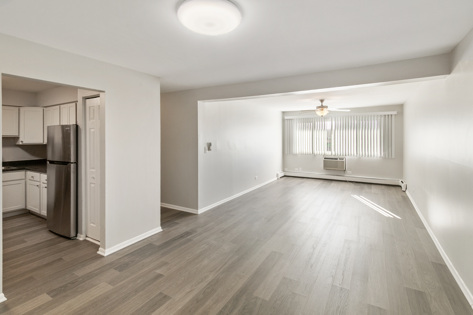 711 S Milwaukee Avenue #107, Libertyville, IL