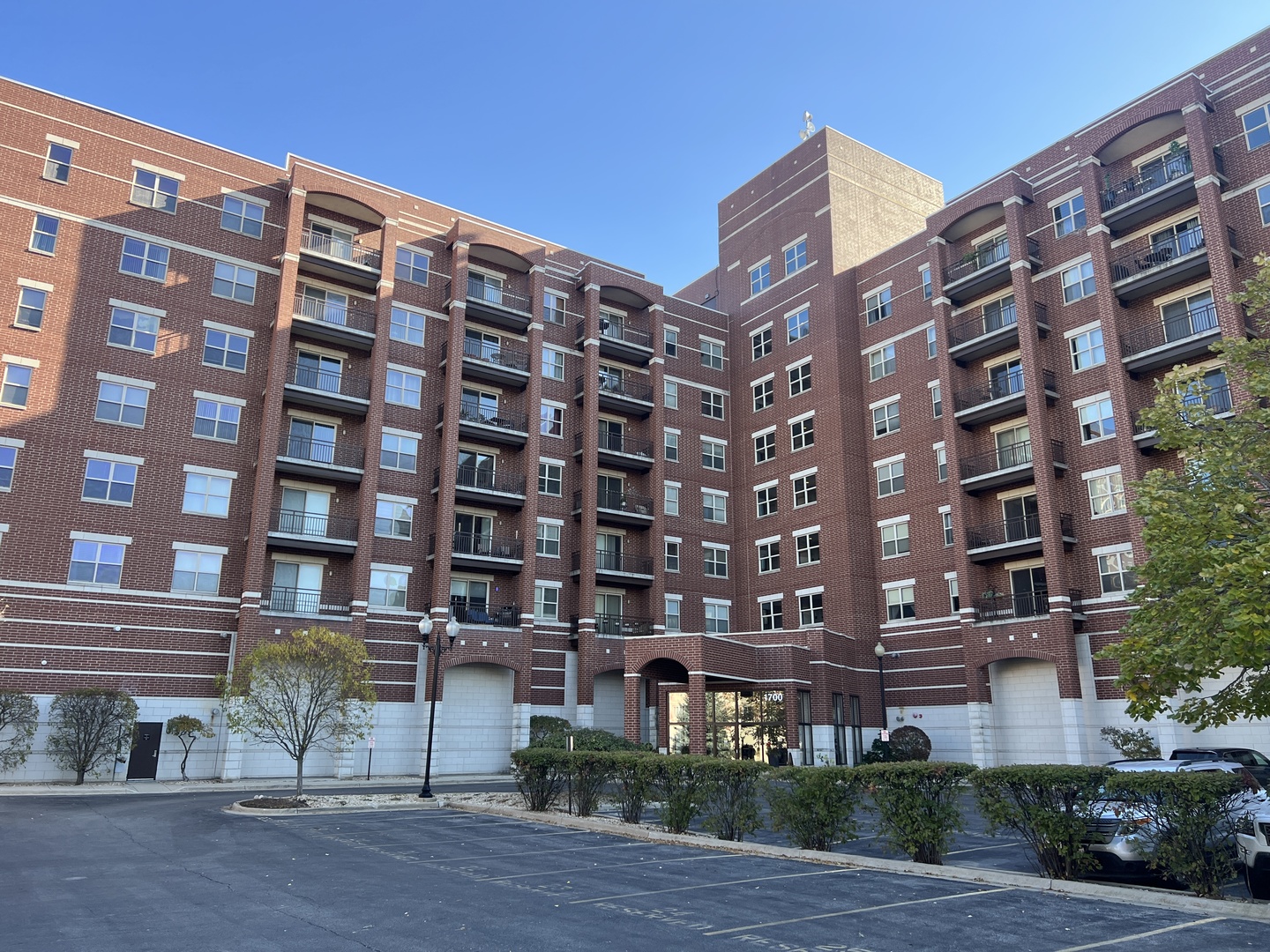 1700 Riverwoods Drive #612, Melrose Park, IL
