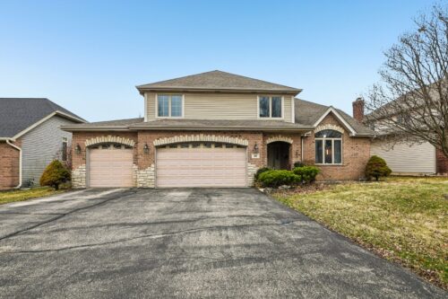160 Lincoln Street, Roselle, IL
