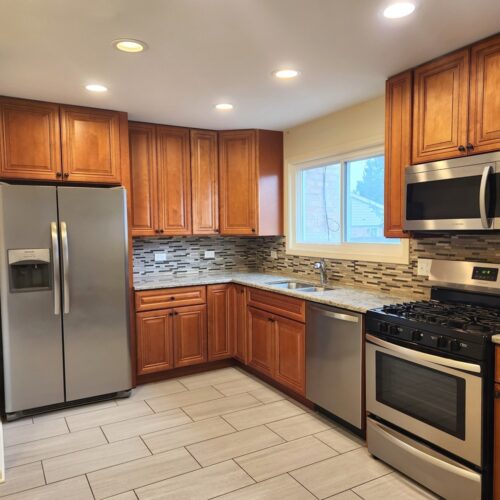 525 Glenshire Lane, Glenview, IL