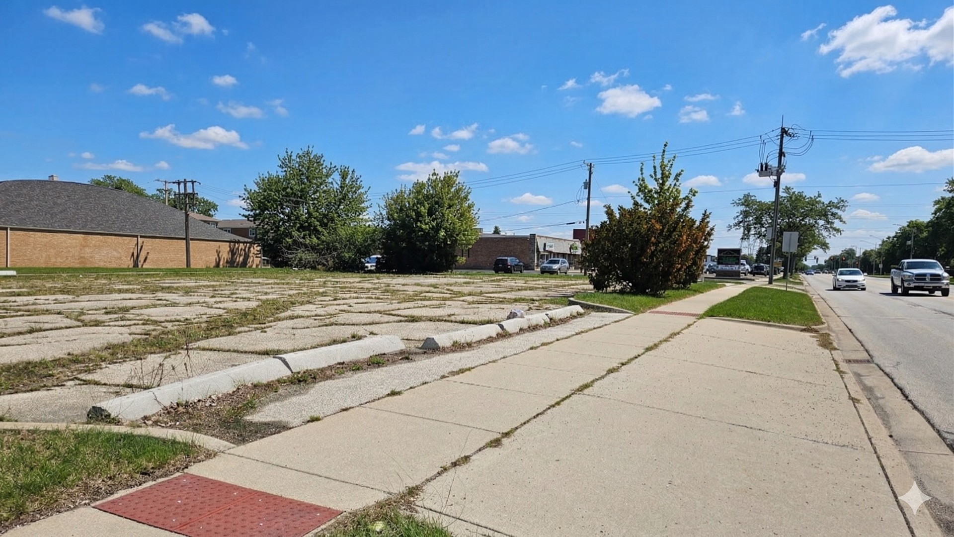 525 S Addison Road, Addison, IL