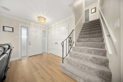 1028 Tiverton Court, Schaumburg, IL