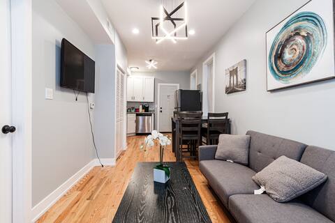 1624 W Beach Avenue #1F, Chicago, IL