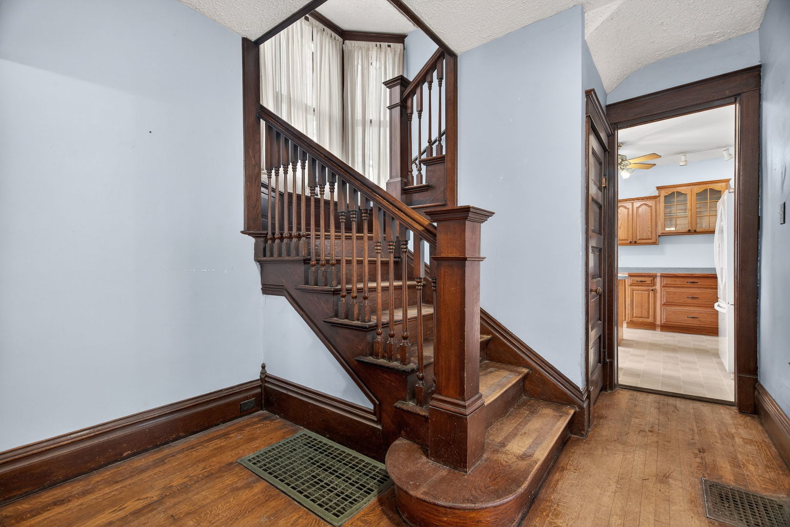 212 N Pine Street, Momence, IL