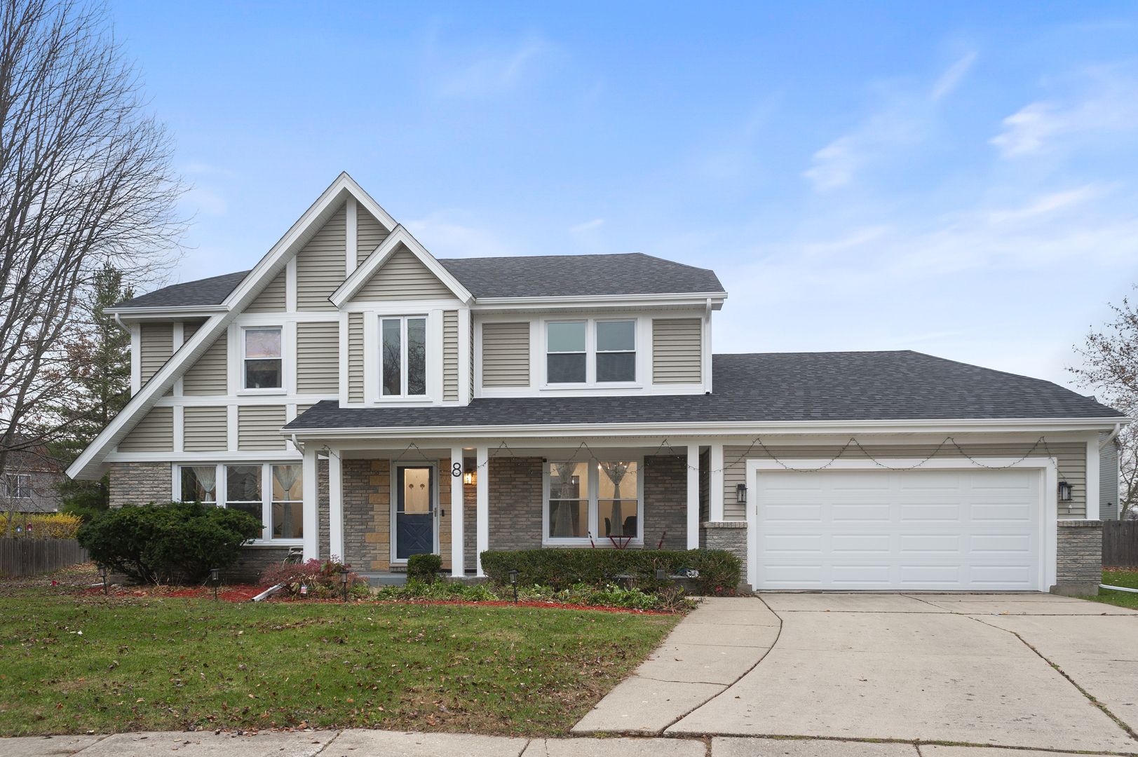 8 Hampton Court, Mundelein, IL