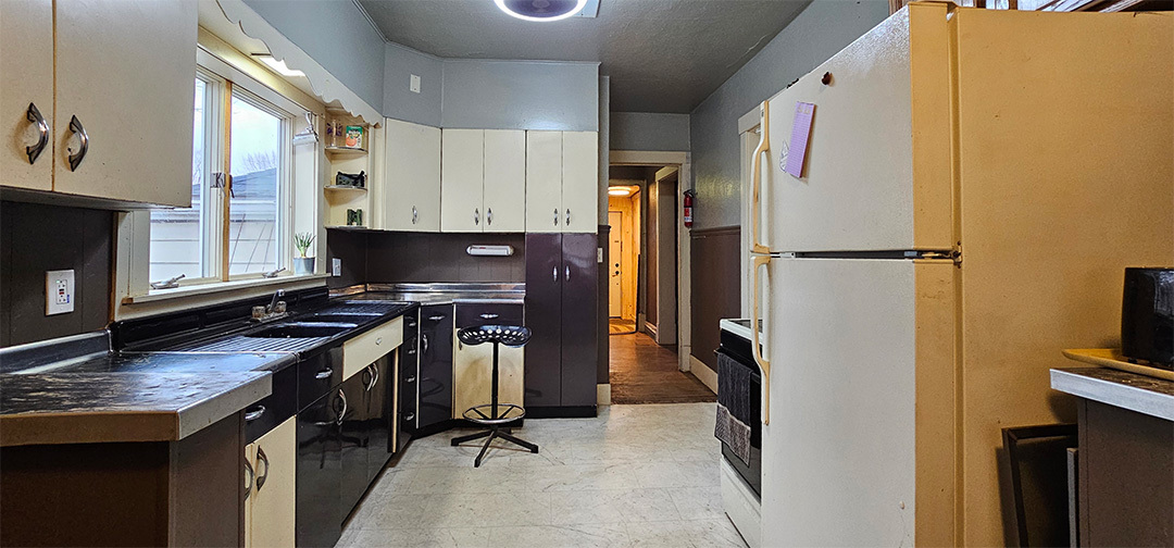 1002 Locust Street, Thomson, IL